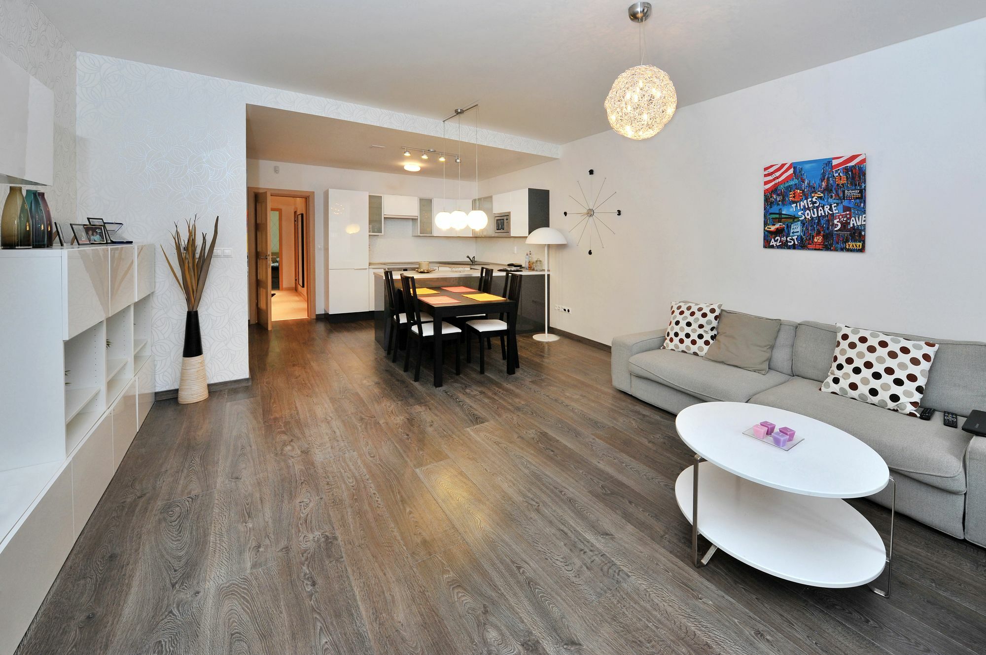 Aplend Laurinska 11 Apartman *